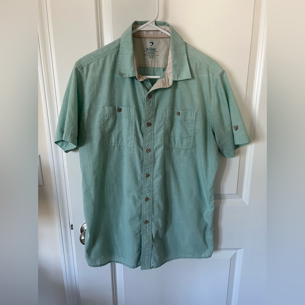 Men’s Kuhl shirt